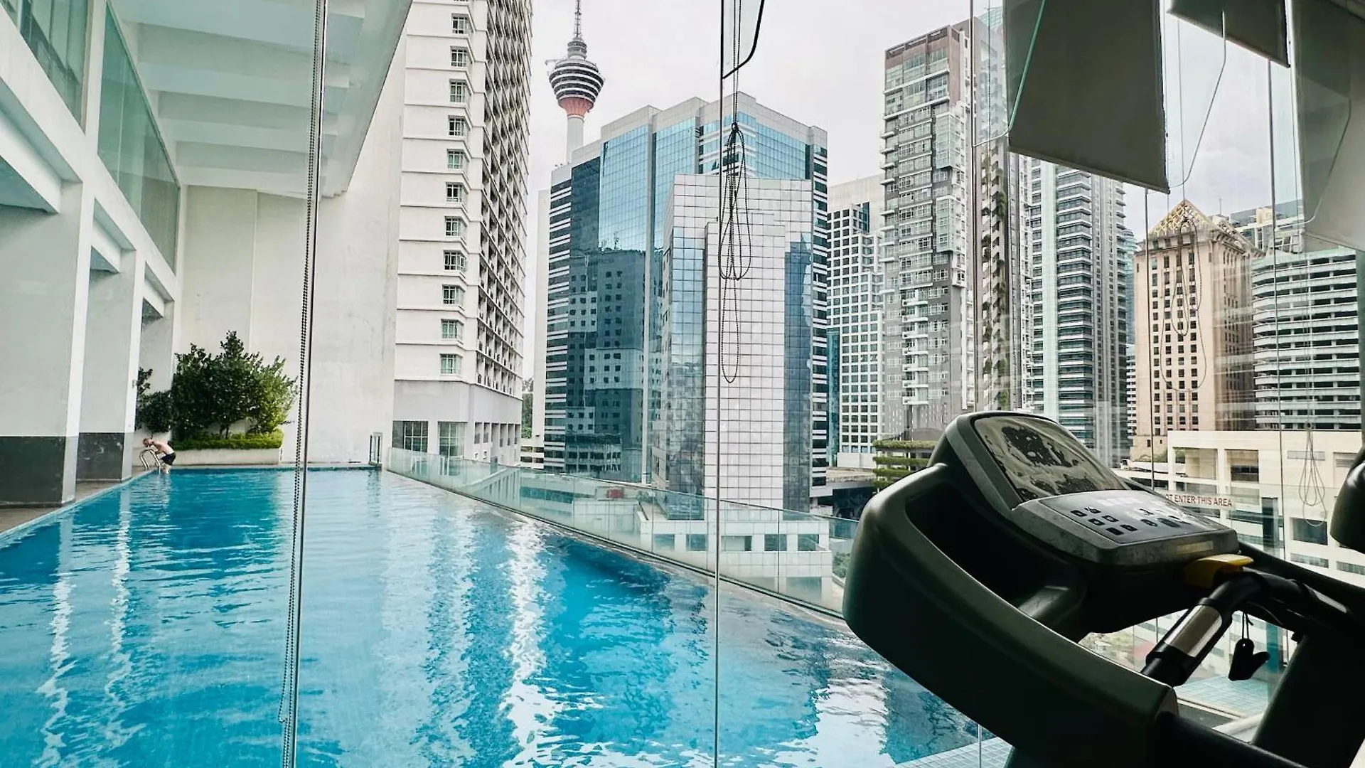 One Bukit Ceylon By Queen Serviced Suites Kuala Lumpur Aparthotel